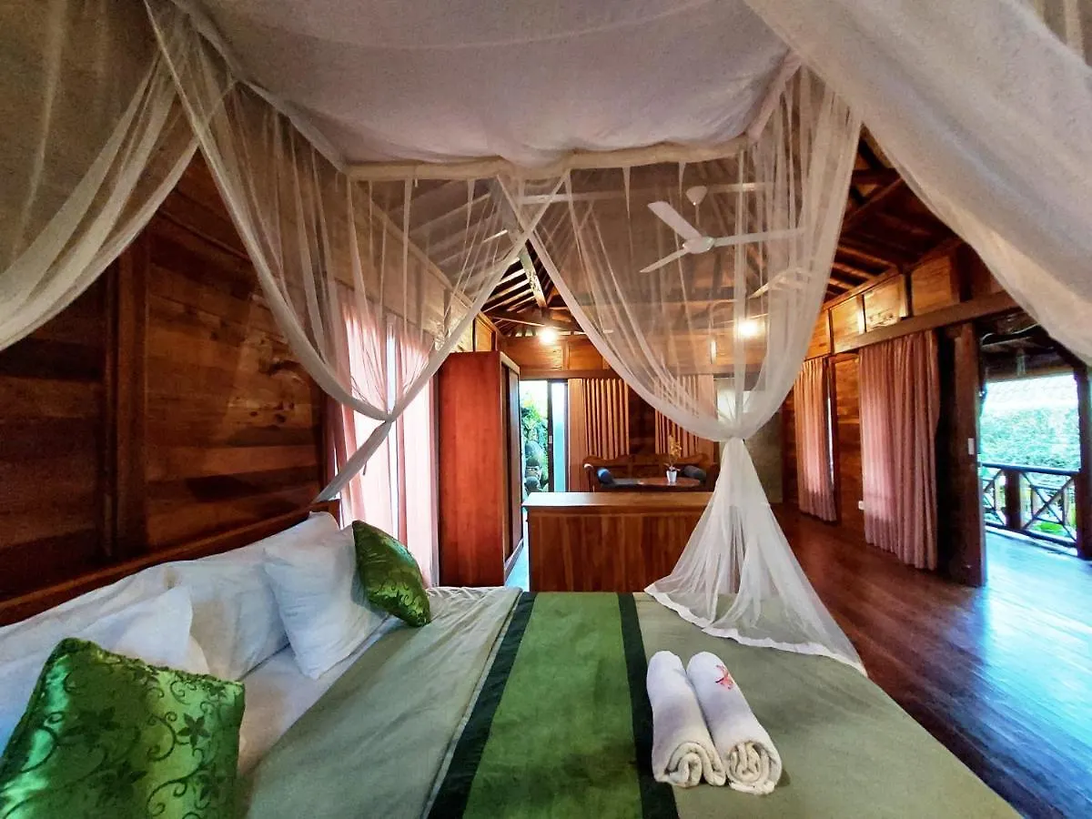 Shivananda Antique Villas By Eps Ubud