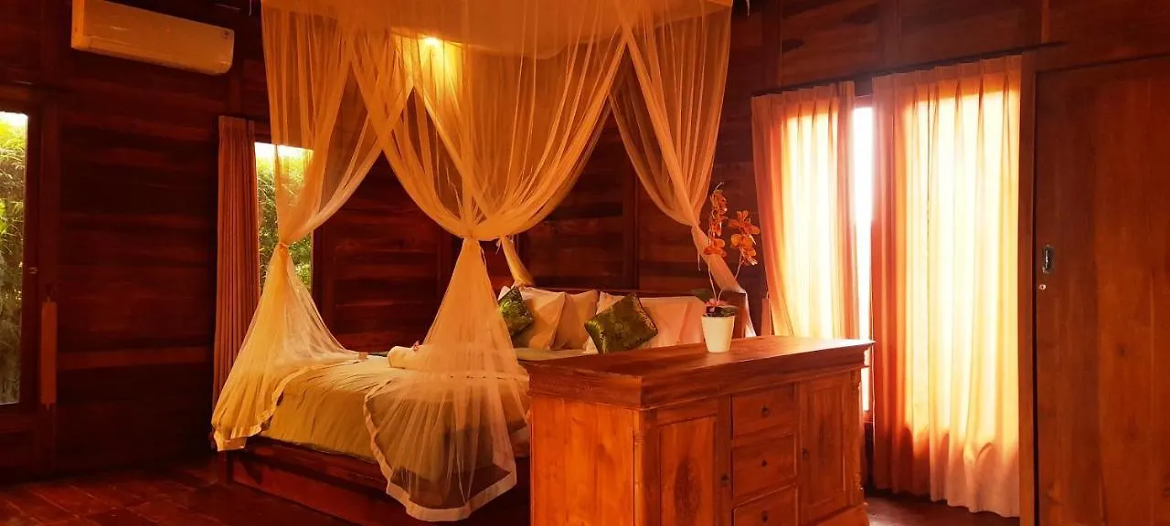 Shivananda Antique Villas By Eps Ubud