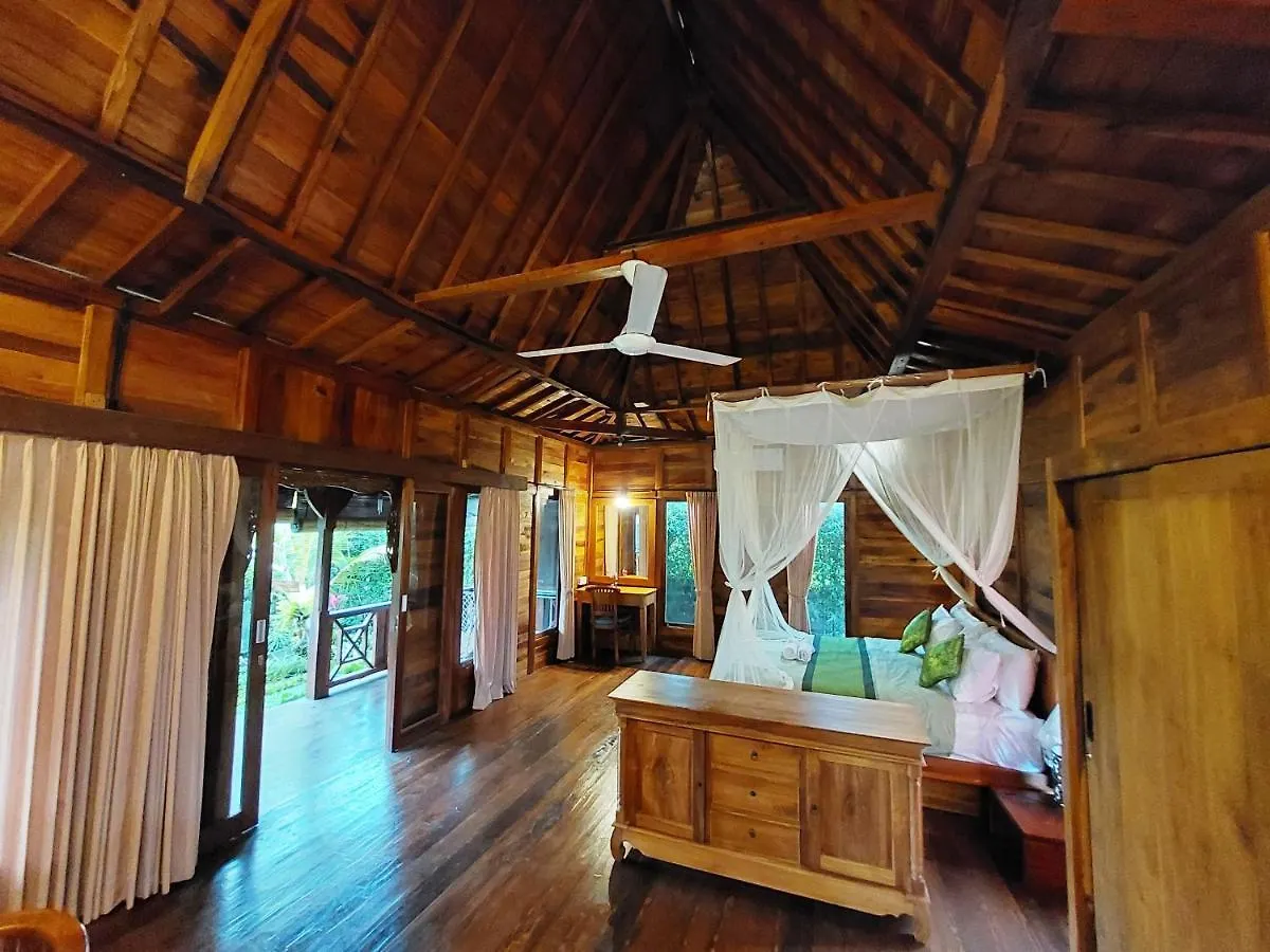 Shivananda Antique Villas By Eps Ubud