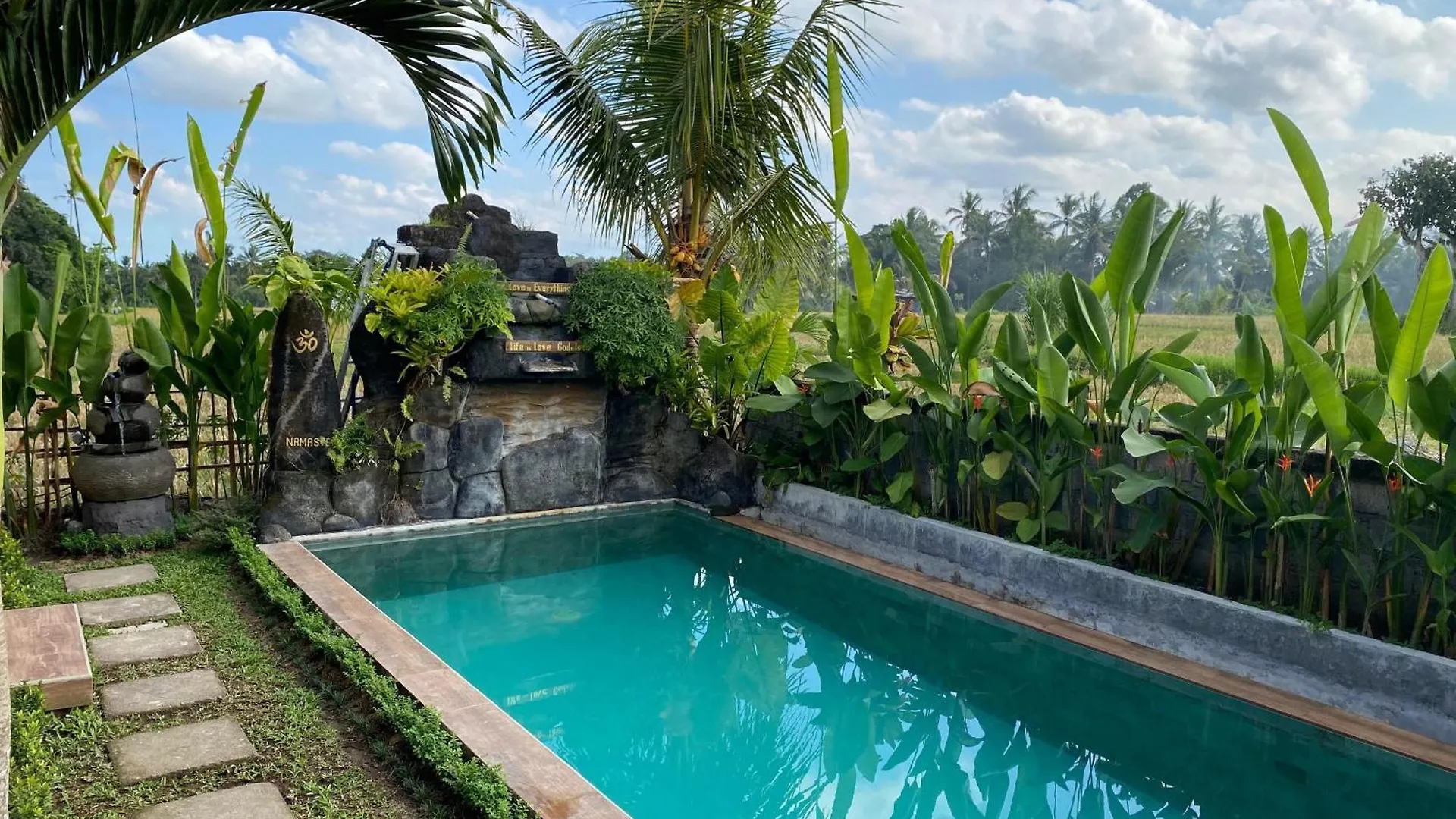 Shivananda Antique Villas By Eps Ubud