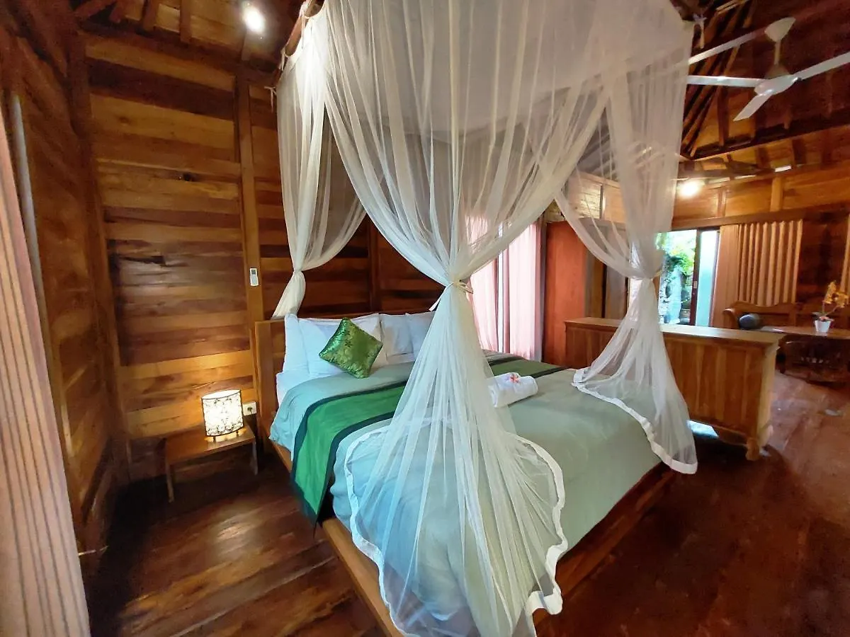 Shivananda Antique Villas By Eps Ubud